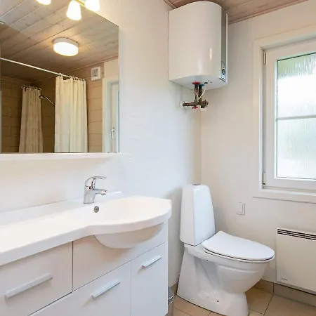 Σπίτι διακοπών Three-bedroom Holiday In 79 *