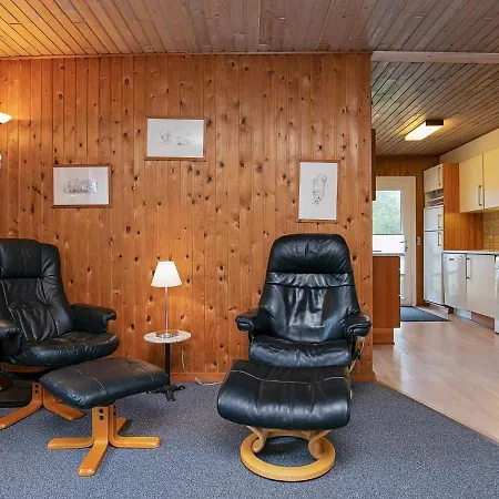Three-bedroom Holiday In 79 Blåvand